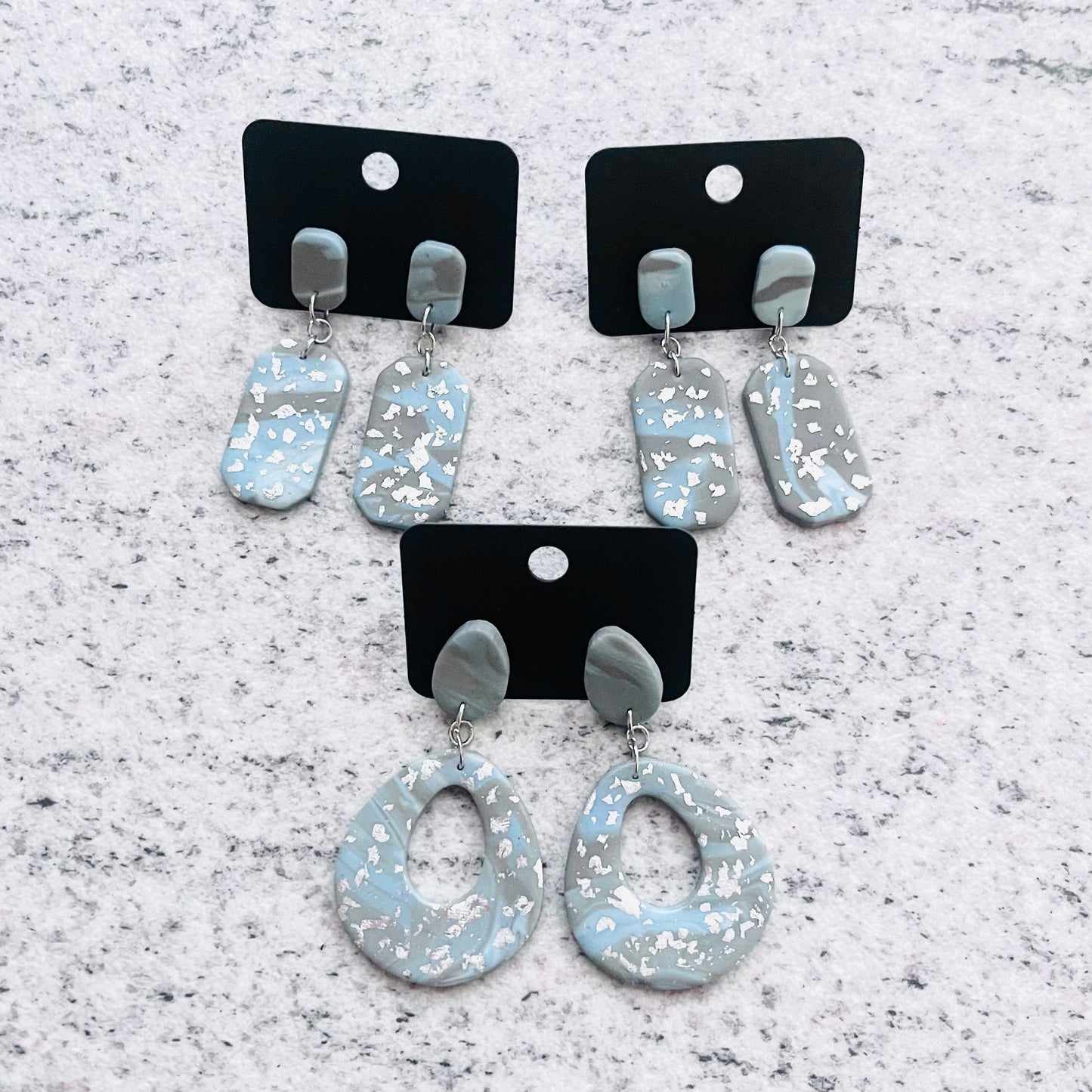 Abstrakt- siva, modra, srebrna