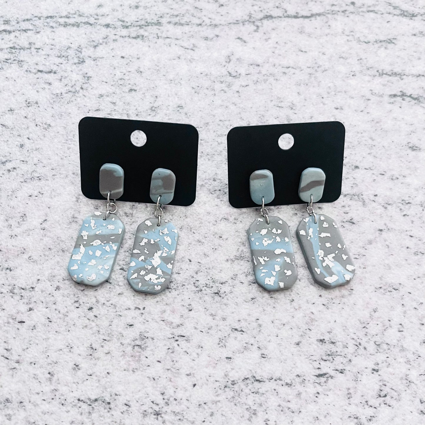 Abstrakt- siva, modra, srebrna