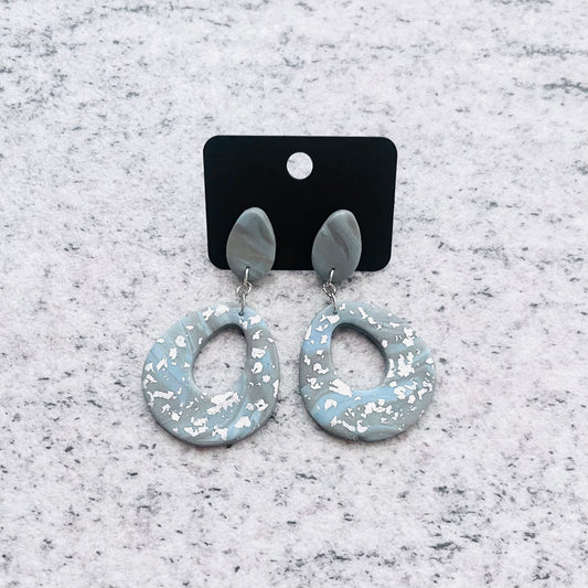 Abstrakt- siva, modra, srebrna